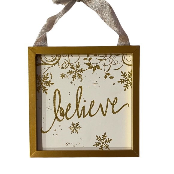 Christmas Wall Hanging BELIEVE 8"x8" Gold Frame NWT Silver Ribbon w Box Hanger - Picture 4 of 5